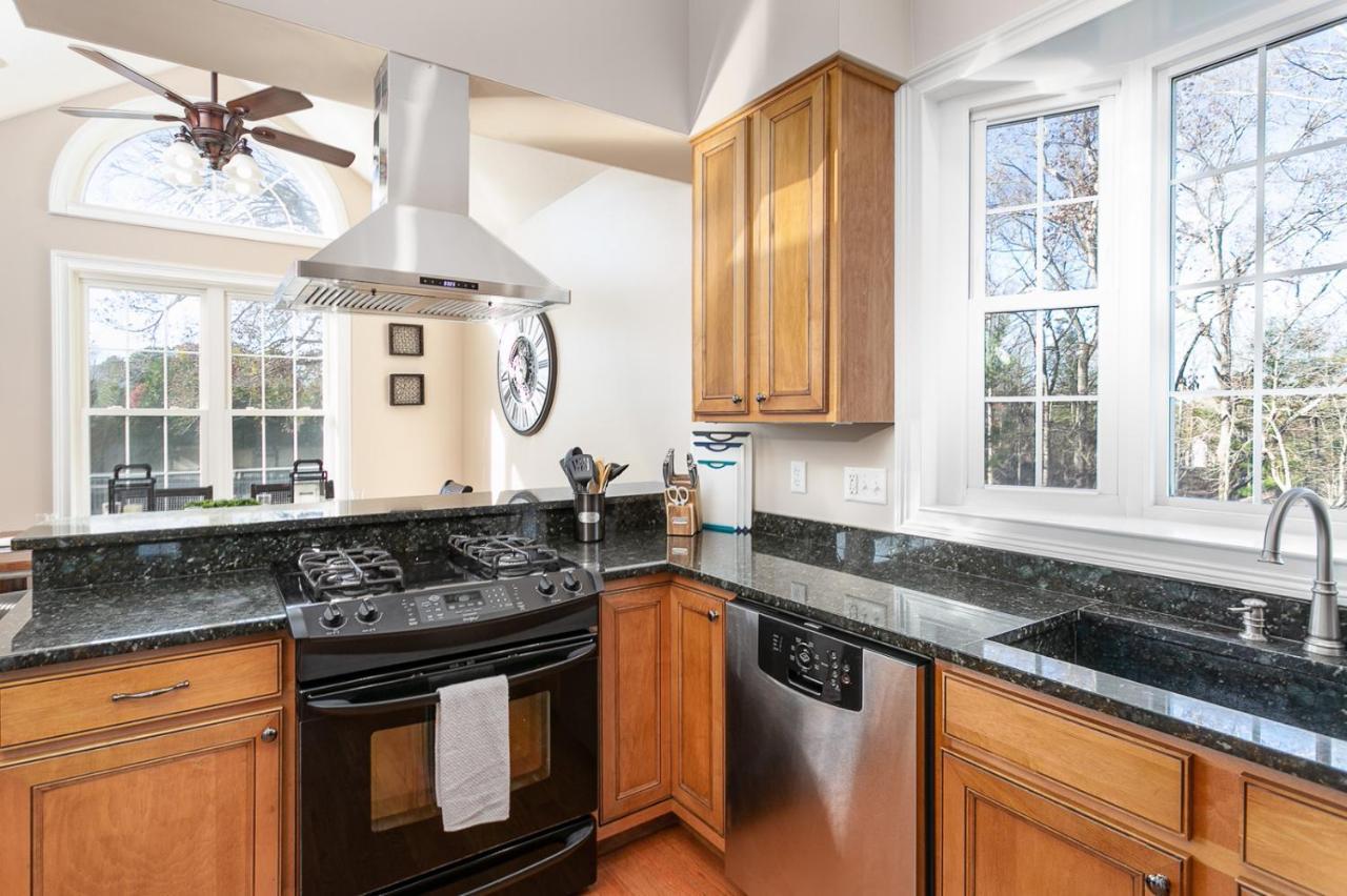 Luxurious House With Pool Near Asheville By Mighty Tree Properties Leicester Екстериор снимка