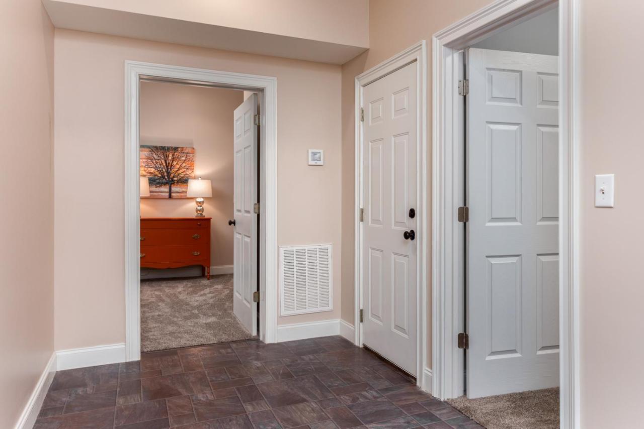 Luxurious House With Pool Near Asheville By Mighty Tree Properties Leicester Екстериор снимка